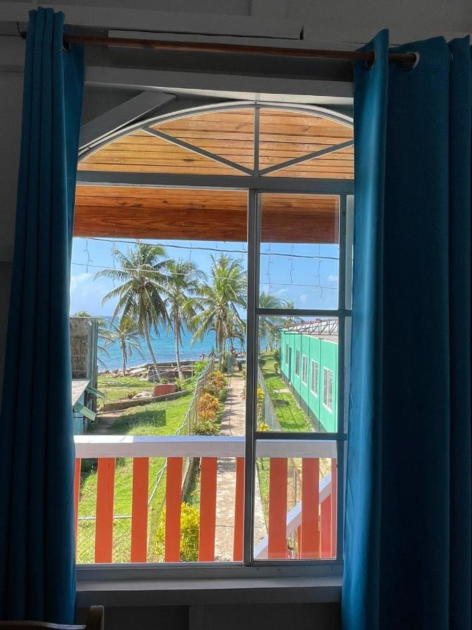 Christina'S Guest House Official Little Corn Island Buitenkant foto