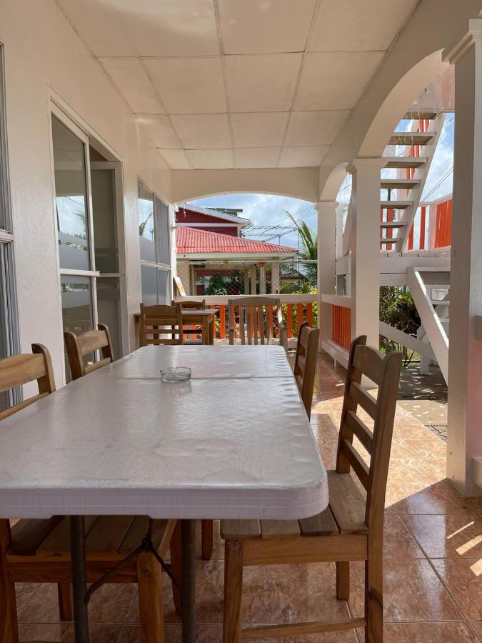 Christina'S Guest House Official Little Corn Island Buitenkant foto