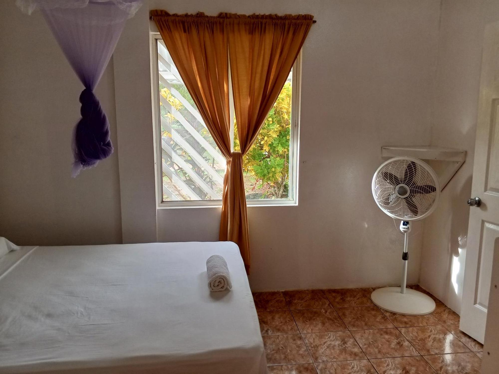 Christina'S Guest House Official Little Corn Island Buitenkant foto