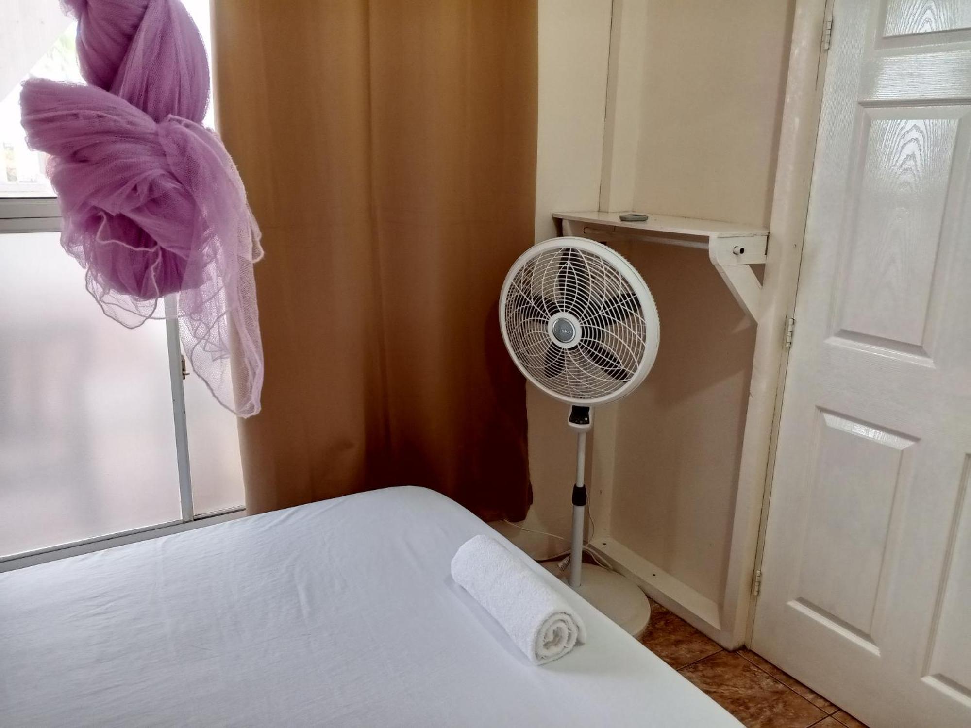 Christina'S Guest House Official Little Corn Island Buitenkant foto