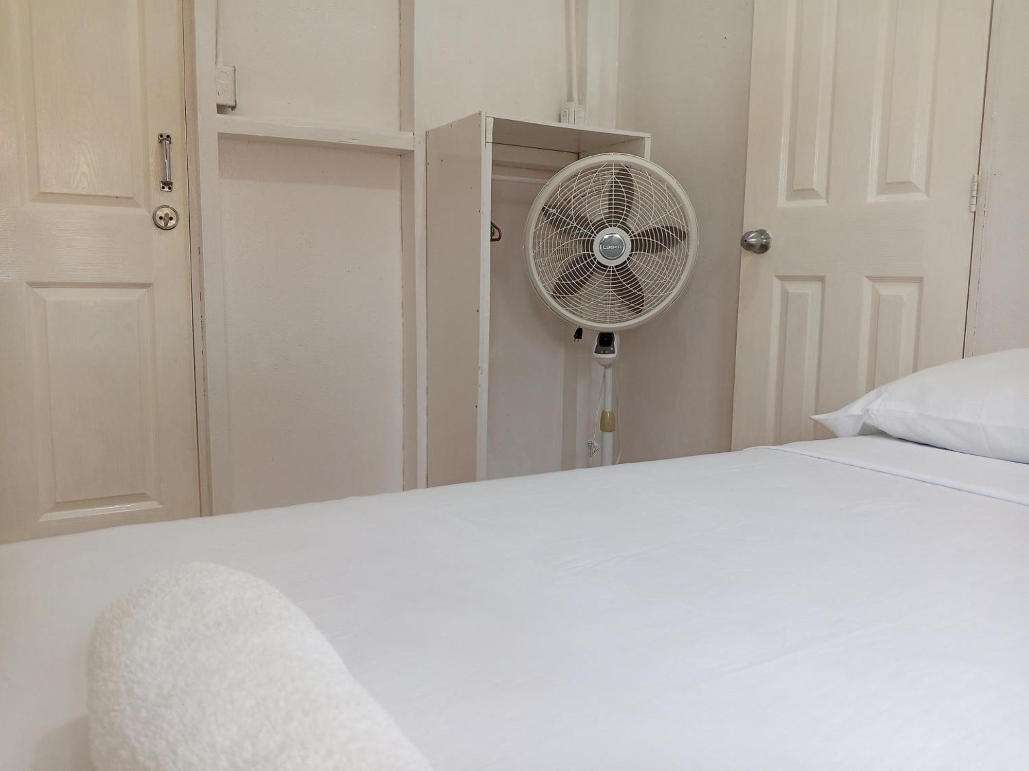 Christina'S Guest House Official Little Corn Island Buitenkant foto
