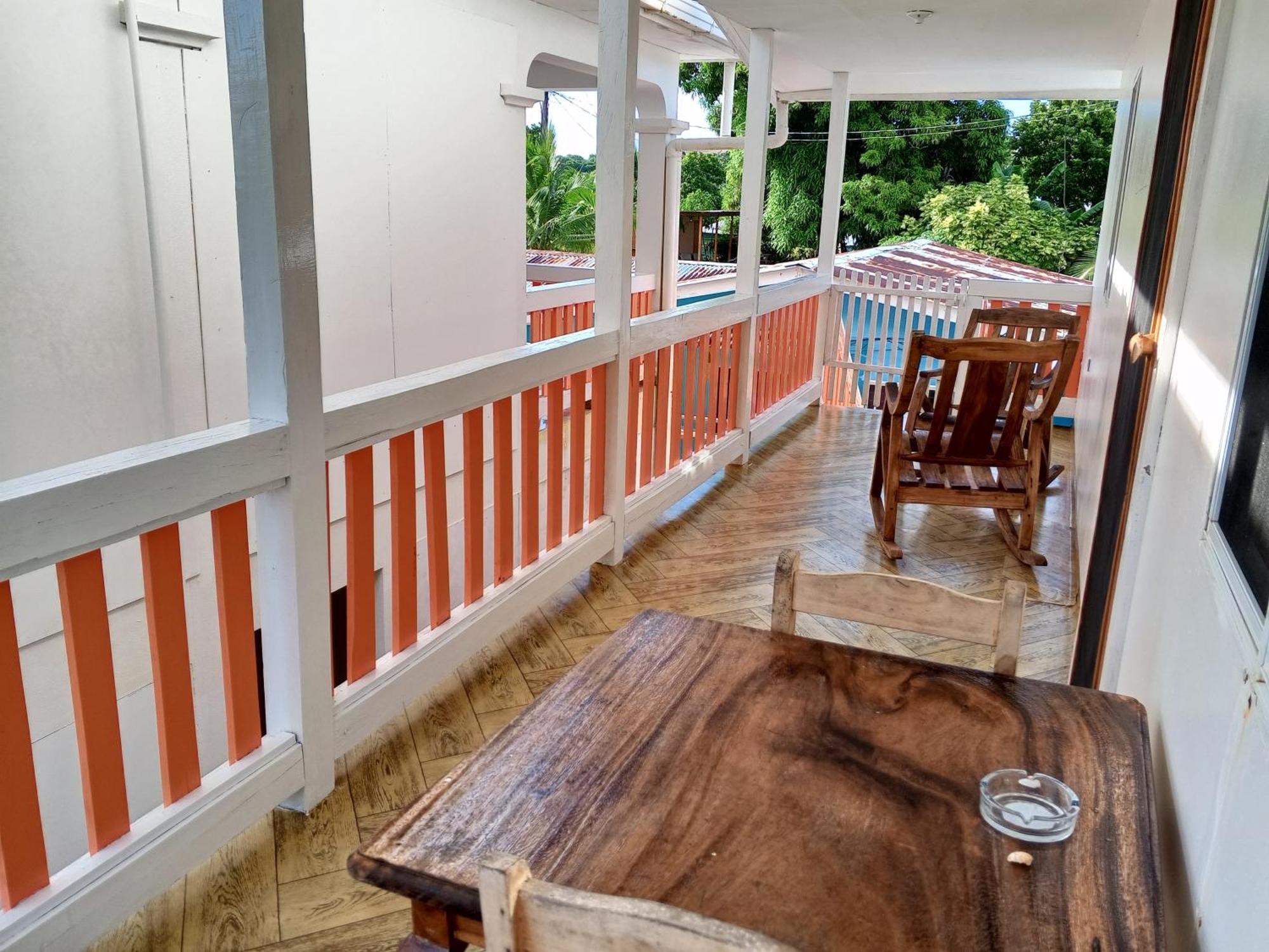 Christina'S Guest House Official Little Corn Island Buitenkant foto